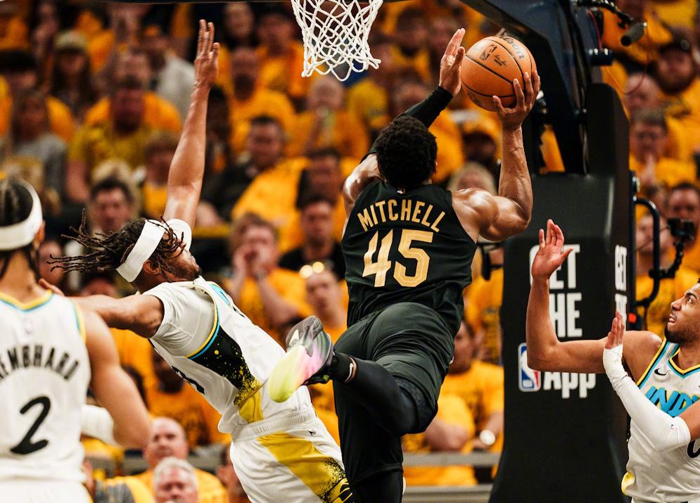 关于冲刺阶段NBA常规赛焦点战,纽约尼克斯遗憾出局,态度坚定,临场指挥获称赞的信息 关于冲刺阶段NBA常规赛焦点战,纽约尼克斯遗憾出局,态度坚定,临场指挥获称赞的信息