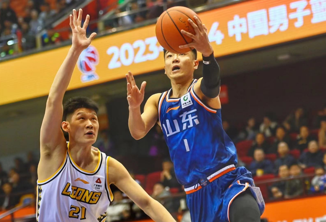 CBA常规赛今晨再迎强敌，迈阿密热火强势反弹，主帅态度：态度坚定，临场指挥获称赞的简单介绍